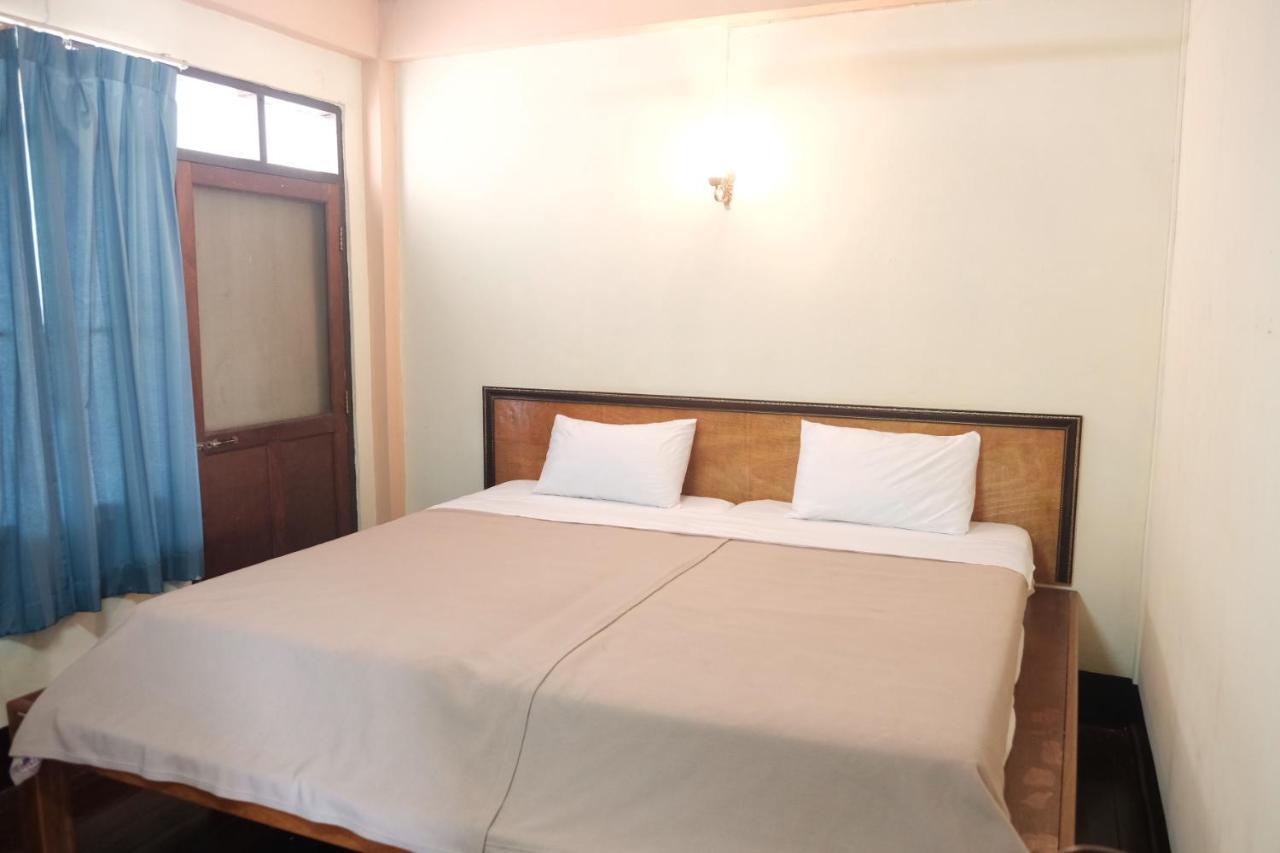 Manilath Guesthouse Ban Houayxay Bilik gambar